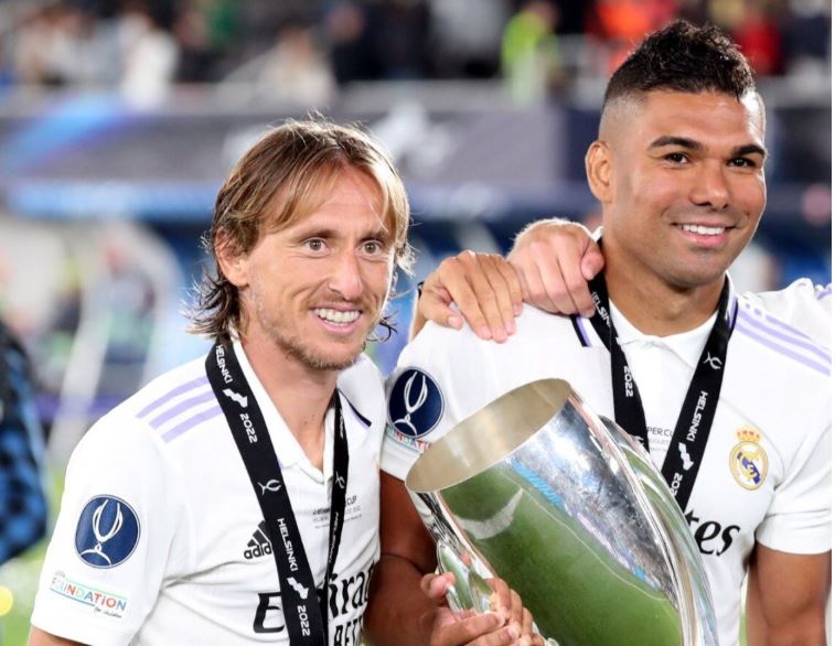 Casemiro ao ước đoàn tụ cùng Luka Modric tại CLB AC Milan
